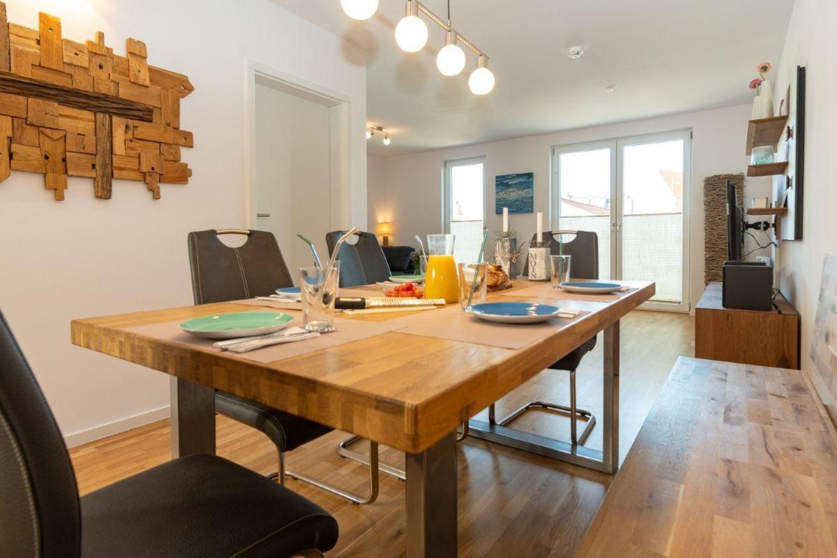 Haus-Wilhelmsplatz-Wohnung-Heimathafen Хайлигенхафен Экстерьер фото