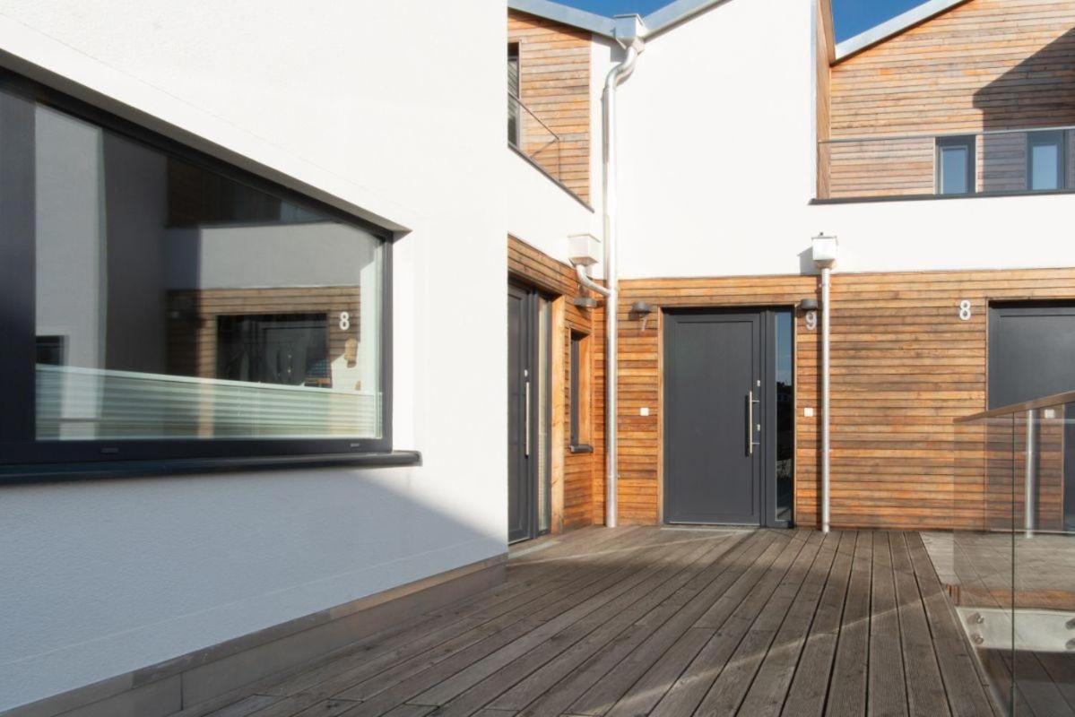 Haus-Wilhelmsplatz-Wohnung-Heimathafen Хайлигенхафен Экстерьер фото